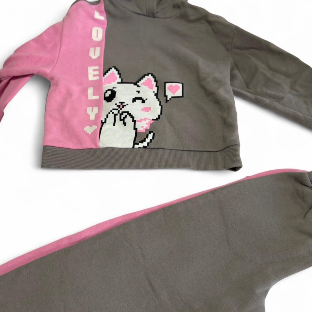 Cute Cat Graphic Hoodie and Pants Set for 6/7 y.o